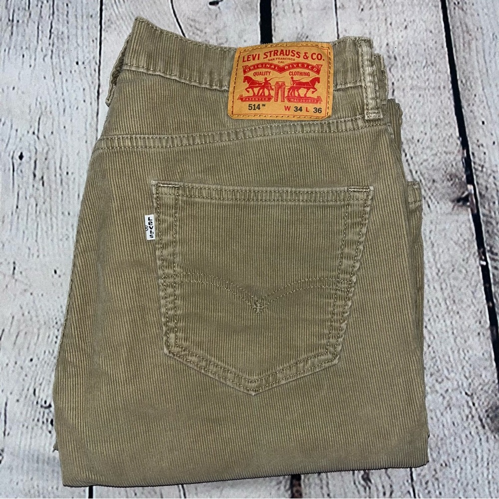 Levi's Men's Straight Jeans in Olive